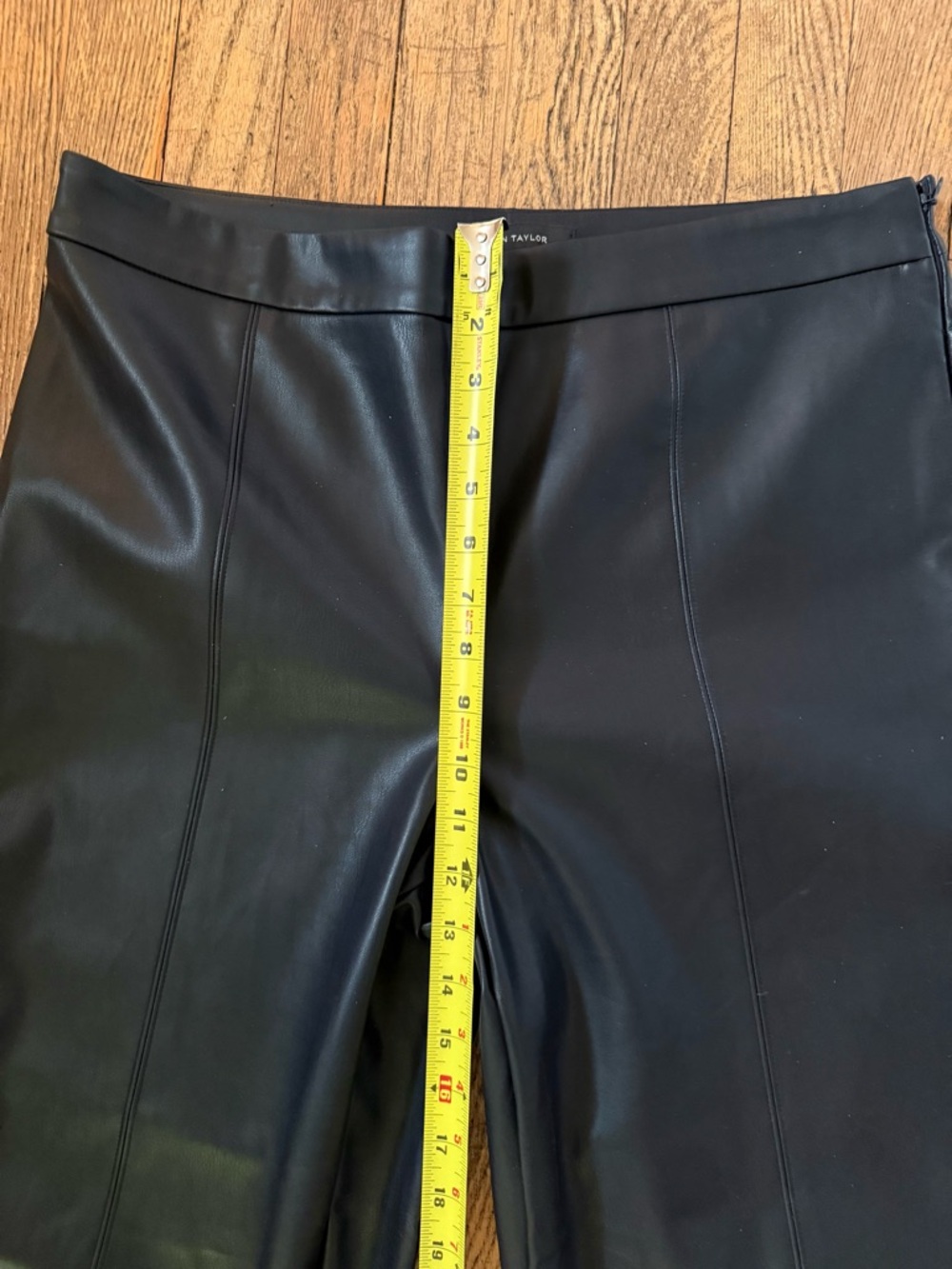 Ann Taylor Black Faux Leather Wide-Leg Cropped Culotte Pants Punk Business Chic - Picture 7 of 9
